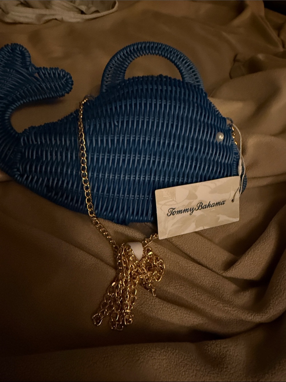 NWT Tommy Bahama Whale Wicker Crossbody Bag Navy - Picture 4 of 9